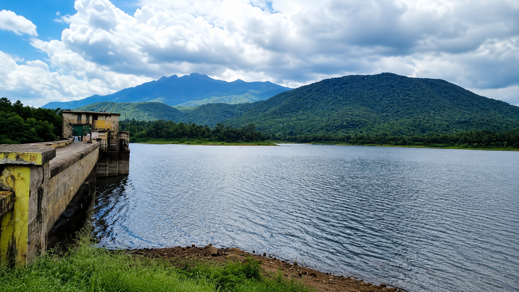 Topchanchi Lake — day view for guests